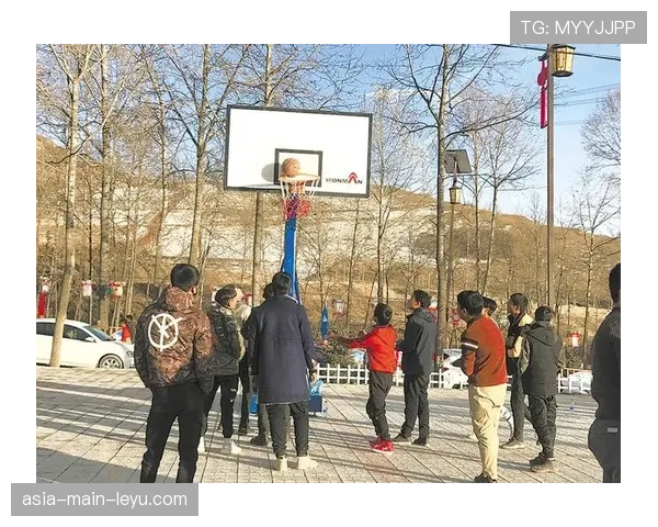 球场临时医疗点志愿者培训课件与考核题库，临时篮球场是怎么搭建的
